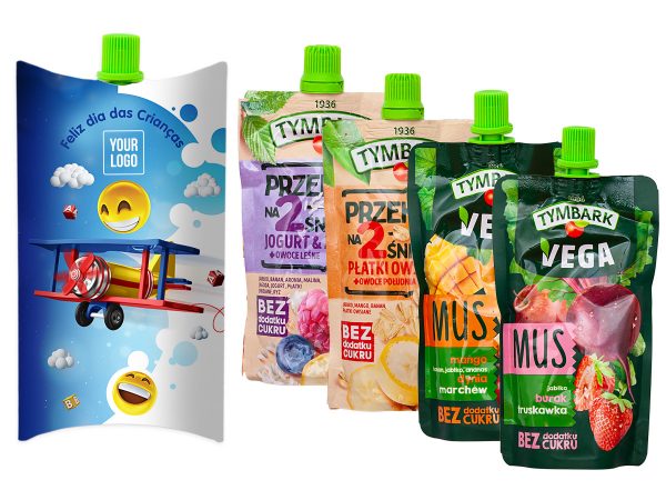 słodycze na dzień dziecka - mus owocowy z logo firmy